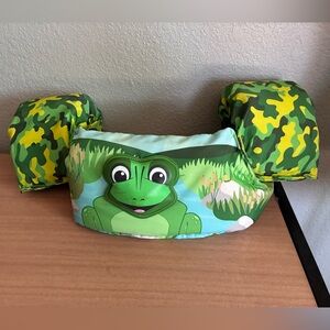 Puddle Jumper Kids Life Vest with 3-D Character ‘Green Forest Frog’